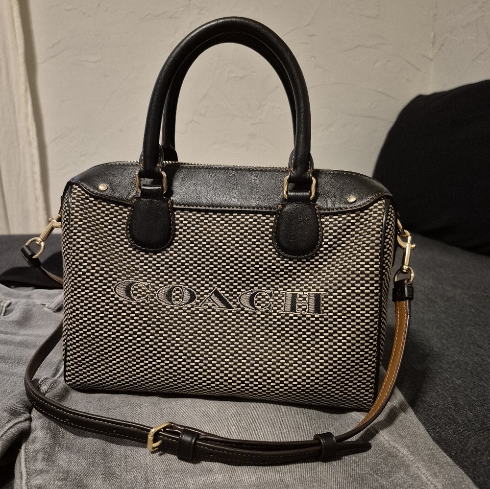 VINTAGE Coach Bennett Satchel